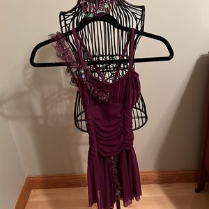 Lyrical or Ballet Dance Costume and hair accessory. Adult Small worn by child.